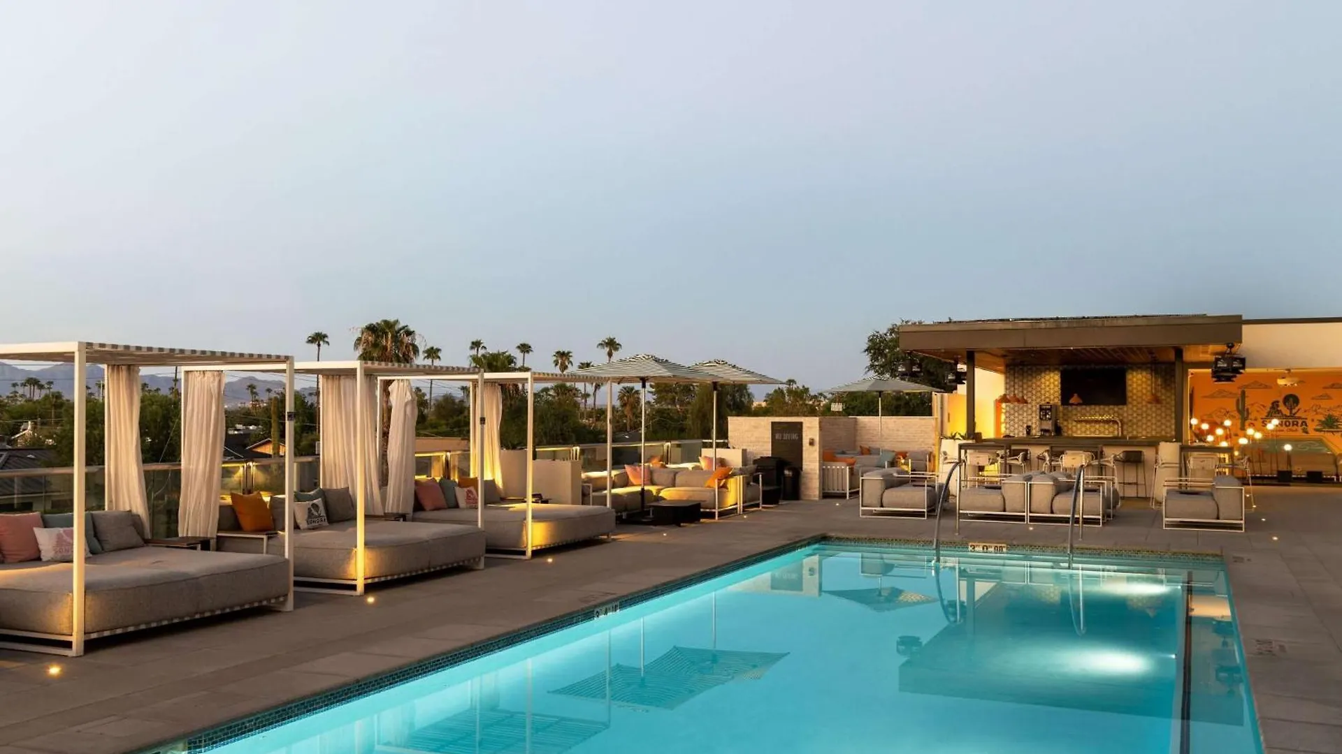 Senna House Hotel Scottsdale, Curio Collection By Hilton